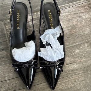 Madden Girl Glossy Black Pointed Heels